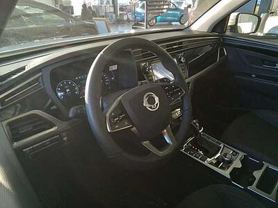 SsangYong Korando Quartz 2WD Spezial Plus+BT+Spurhalteas+
