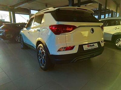 SsangYong Korando Quartz 2WD Spezial Plus+BT+Spurhalteas+