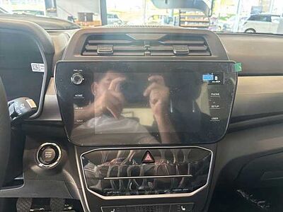 SsangYong Tivoli Black MT 2WD+Navi+Sitzhzg.+Kamera+Garanti