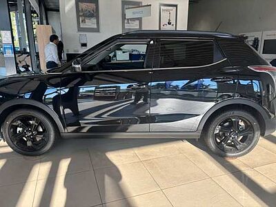 SsangYong Tivoli Black MT 2WD+Navi+Sitzhzg.+Kamera+Garanti