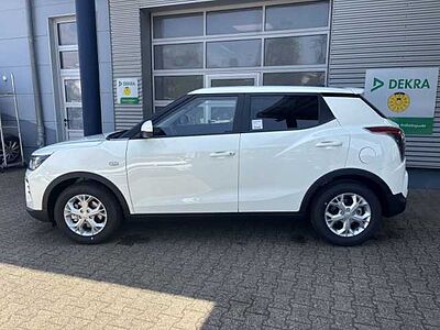 SsangYong Tivoli NOMAD 2WD +Navi+CarPlay+Tempomat+Xenon+