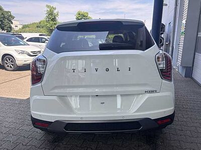 SsangYong Tivoli NOMAD 2WD +Navi+CarPlay+Tempomat+Xenon+