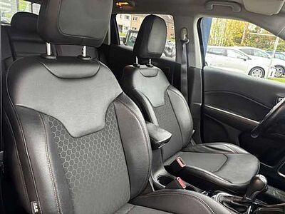 Jeep Compass 1.3 MultiAir Limited +R.Cam+Sitzhzg.+