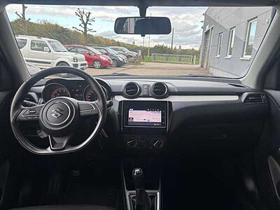 Suzuki Swift 1.0 Boosterjet M/T Comfort +R.Cam+Navi+