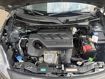 Suzuki Swift 1.0 Boosterjet M/T Comfort +R.Cam+Navi+