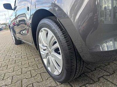 Suzuki Swift 1.0 Boosterjet M/T Comfort +R.Cam+Navi+