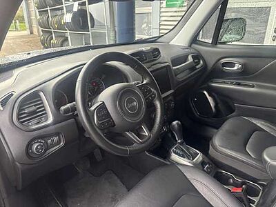 Jeep Renegade T-GDi 1.3 +Beatsaudio+Navi+LED+