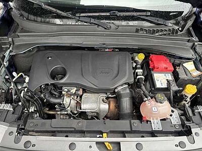 Jeep Renegade T-GDi 1.3 +Beatsaudio+Navi+LED+