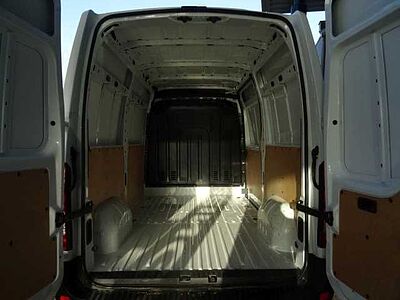 Nissan NV400 dCi 130 2.3 L2H2+3,5t+Anhängerkupplung+PDC