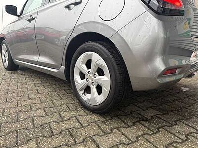 Suzuki Swift Comfort Hybrid+Kamera+Alufelgen+Sitzhzg.+