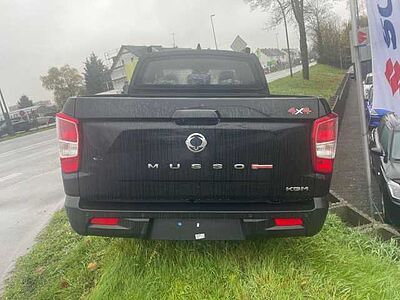 KGM Musso Grand Black 6/AT/AWD+BSW+Navi+Sitzhzg+