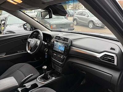 SsangYong Tivoli Bliss 6MT 2WD+Navi+Kamera+Sitzhzg.+