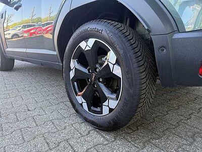 Dacia Duster HYBRID 140 1.6 Extreme +CarPlay+360 Cam+