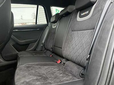 SKODA Octavia TSI RS 2.0 Combi +Navi+CarPlay+Totwinkel