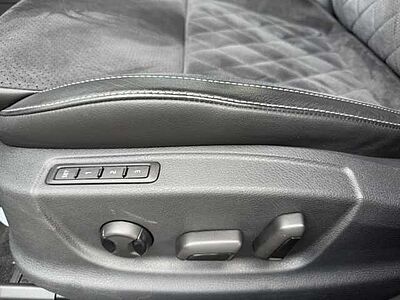 SKODA Octavia TSI RS 2.0 Combi +Navi+CarPlay+Totwinkel