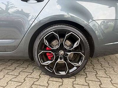SKODA Octavia TSI RS 2.0 Combi +Navi+CarPlay+Totwinkel