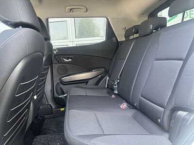 KGM Tivoli NOMAD +R.Cam+Navi+CarPlay+Sitzhzg.+