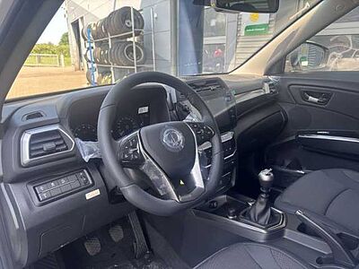 KGM Tivoli NOMAD +R.Cam+Navi+CarPlay+Sitzhzg.+