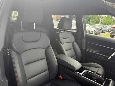 KGM Torres Nomad Hybrid 2WD +Tempomat+LED+CarPlay